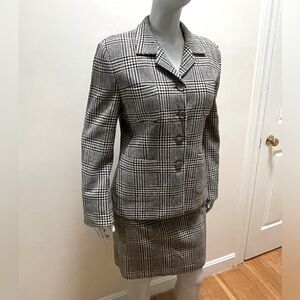 Vintage 2000s Basile Navy Plaid Suit. Made in Italy, 100% wool, Sz 10